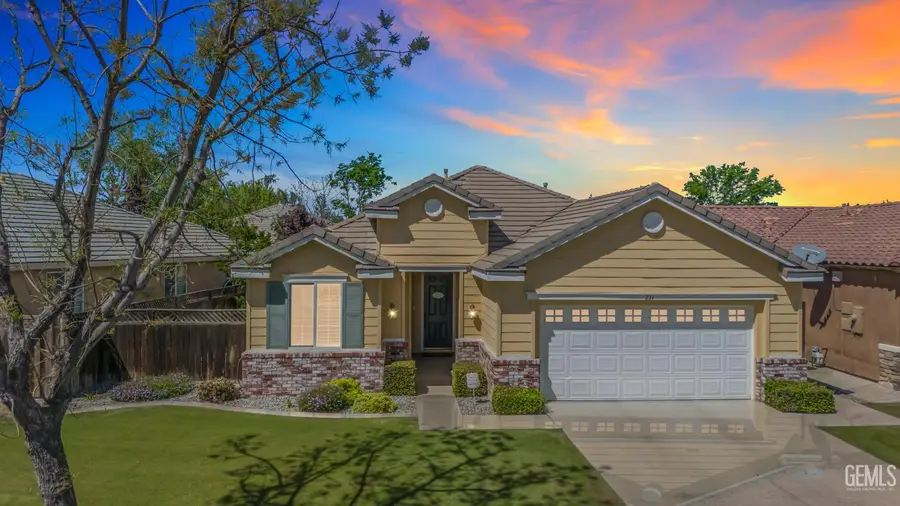 331 HOLLYHILL DRIVE, Bakersfield, CA 93312 - #3