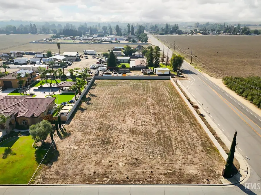 17633 LEGEND OAKS LANE, Bakersfield, CA 93314 - #2