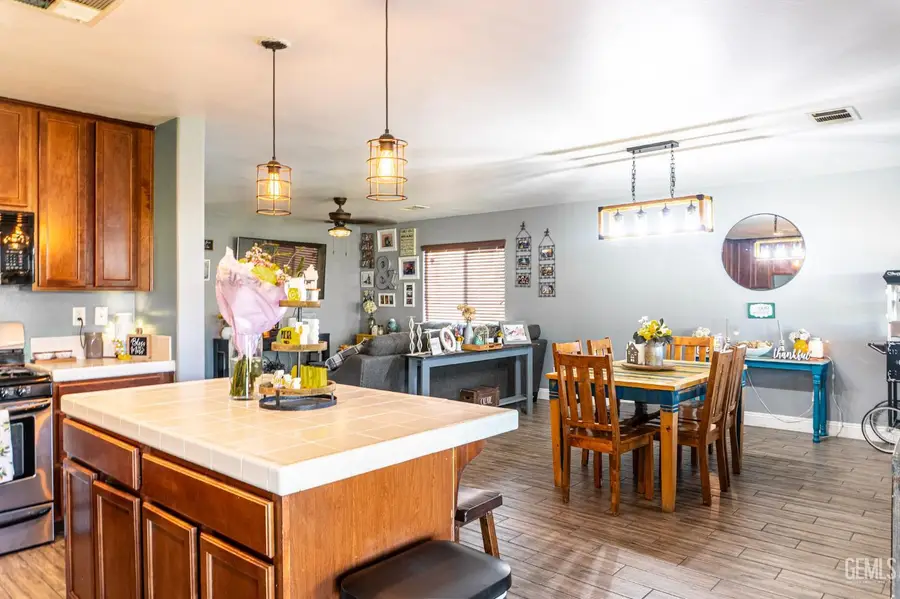 5414 RED WHEAT AVENUE, Bakersfield, CA 93313 - #3