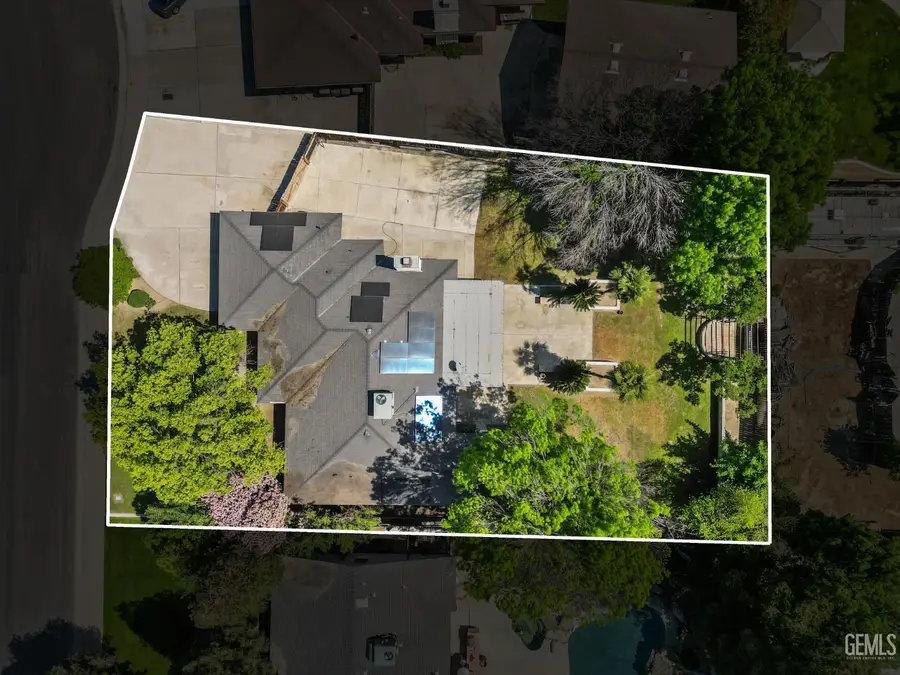 13305 FRENCHGLEN AVENUE, Bakersfield, CA 93314 - #2