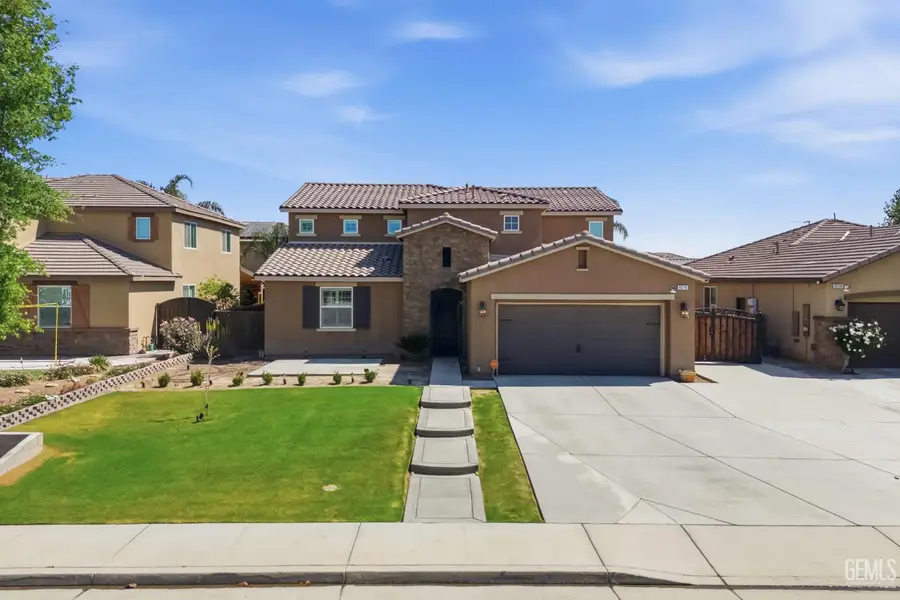 8216 CORAL POINT COURT, Bakersfield, CA 93313 - #2