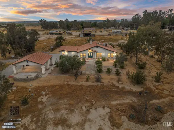 5504 E WHITE LANE, Bakersfield, CA 93307