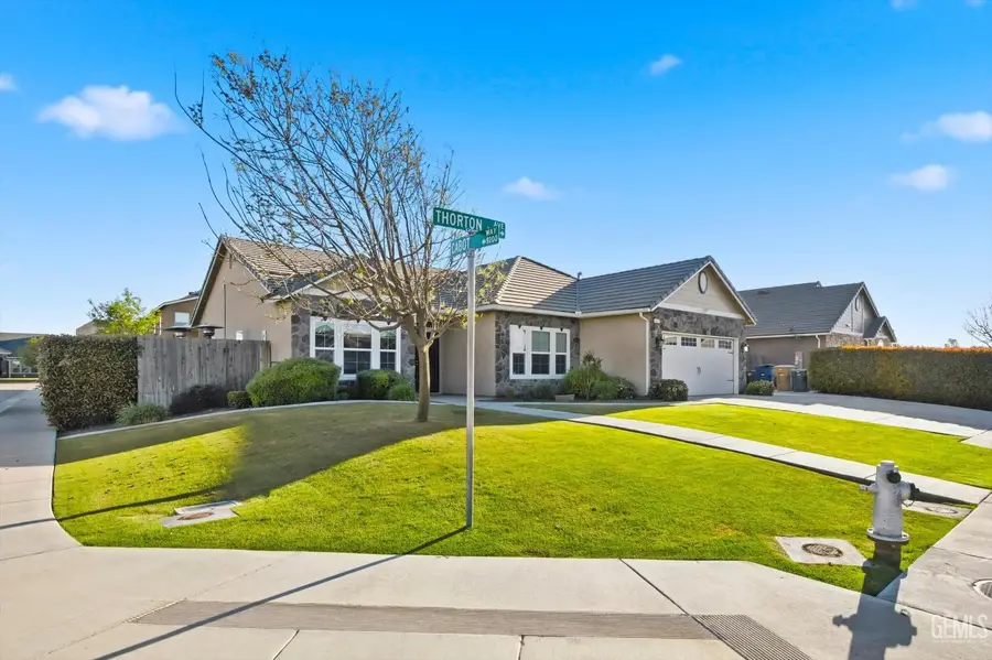 6405 THORTON AVENUE, Bakersfield, CA 93313 - #2