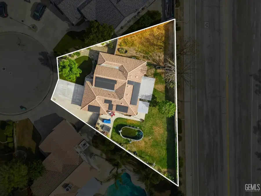 503 MEADOW GROVE COURT, Bakersfield, CA 93308 - #3