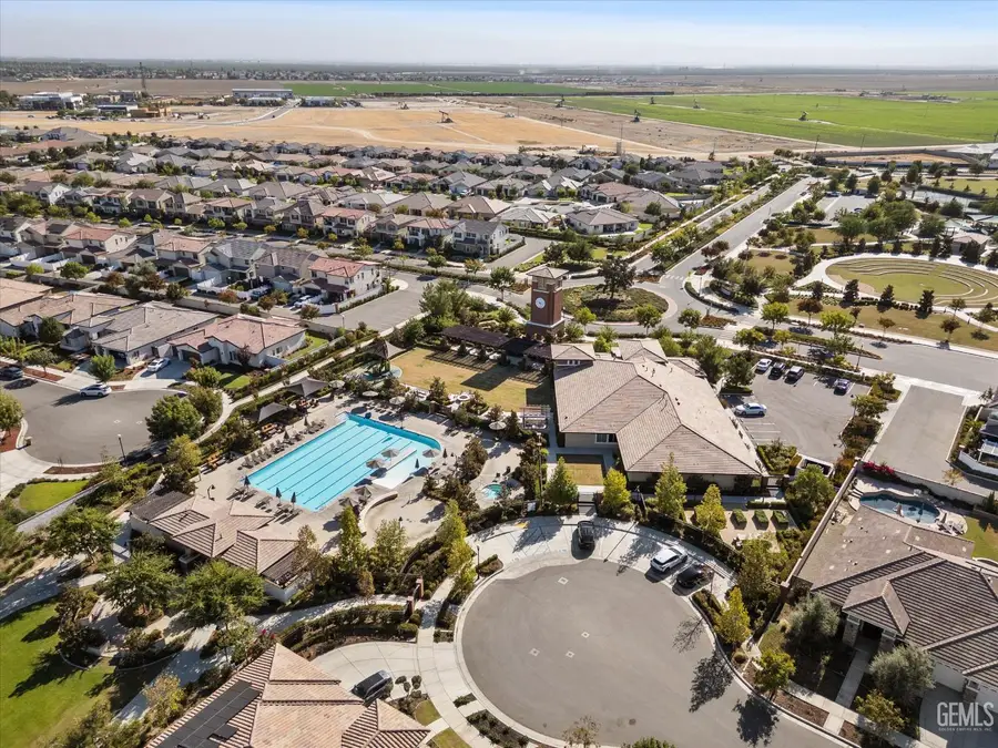 11900 CAMPUS PARK DRIVE, Bakersfield, CA 93311 - #3