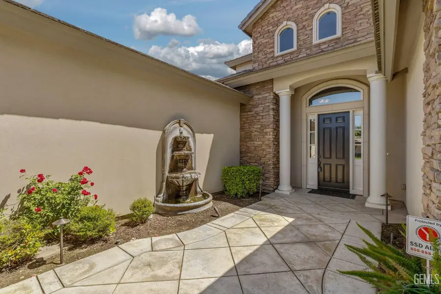 2902 RAGLAND COURT, Bakersfield, CA 93311 - #3