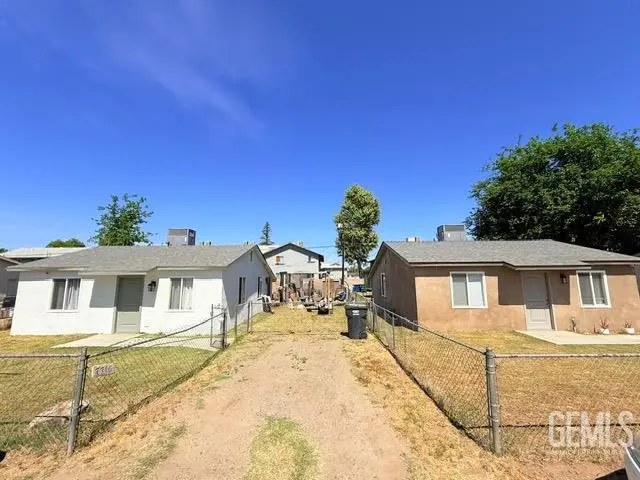 7716 HALL, Lamont, CA 93241 - #3