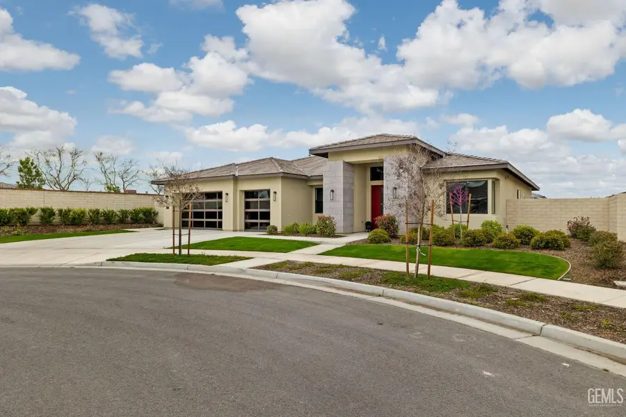 3300 JARDINEIRE, Bakersfield, CA 93311 - #2