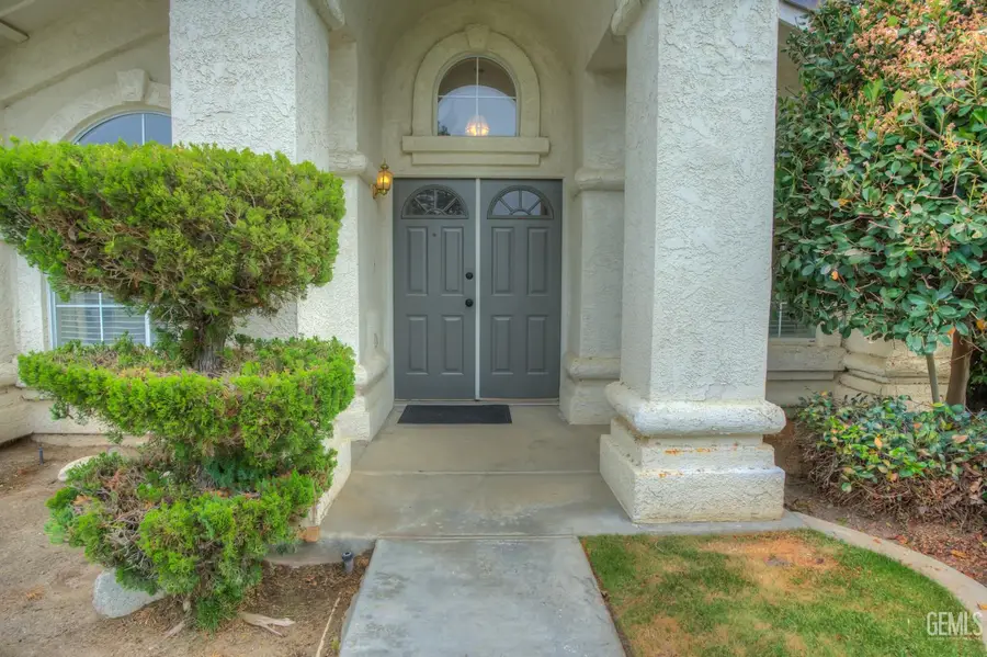 10104 BROOKLINE WOODS DRIVE, Bakersfield, CA 93312 - #2