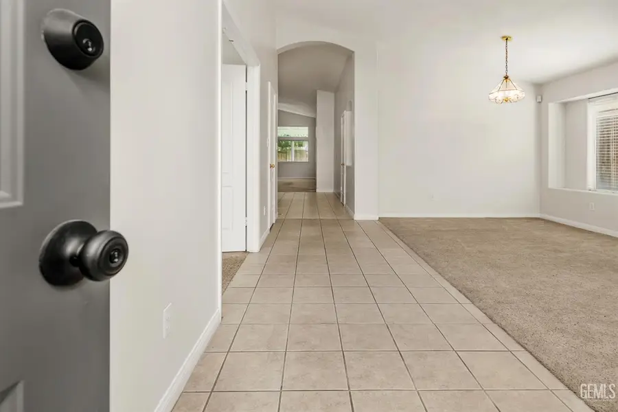 10104 BROOKLINE WOODS DRIVE, Bakersfield, CA 93312 - #3