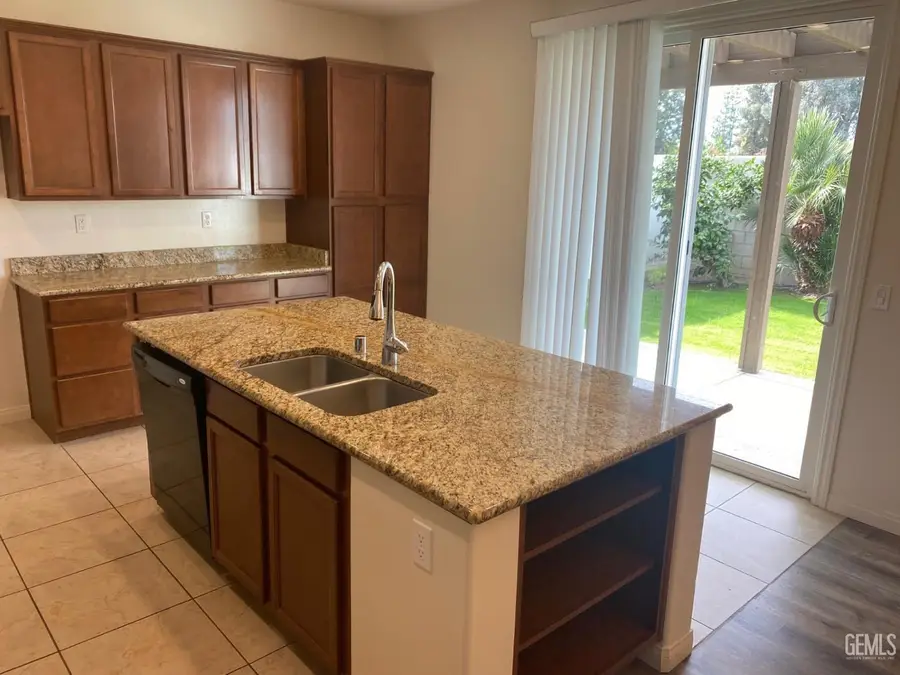 1821 DELACORTE DRIVE, Bakersfield, CA 93311 - #3