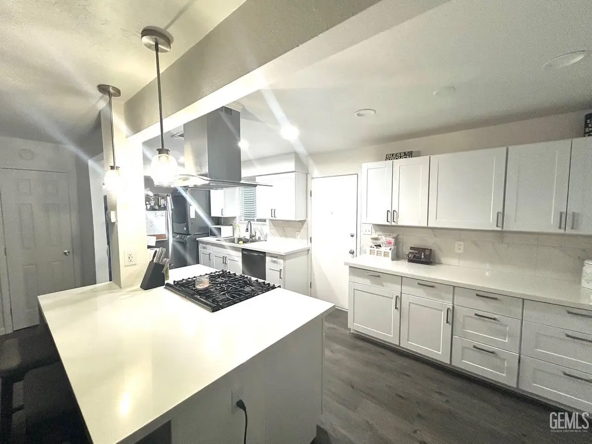 3333 EL ENCANTO COURT #22, Bakersfield, CA 93301 - #1