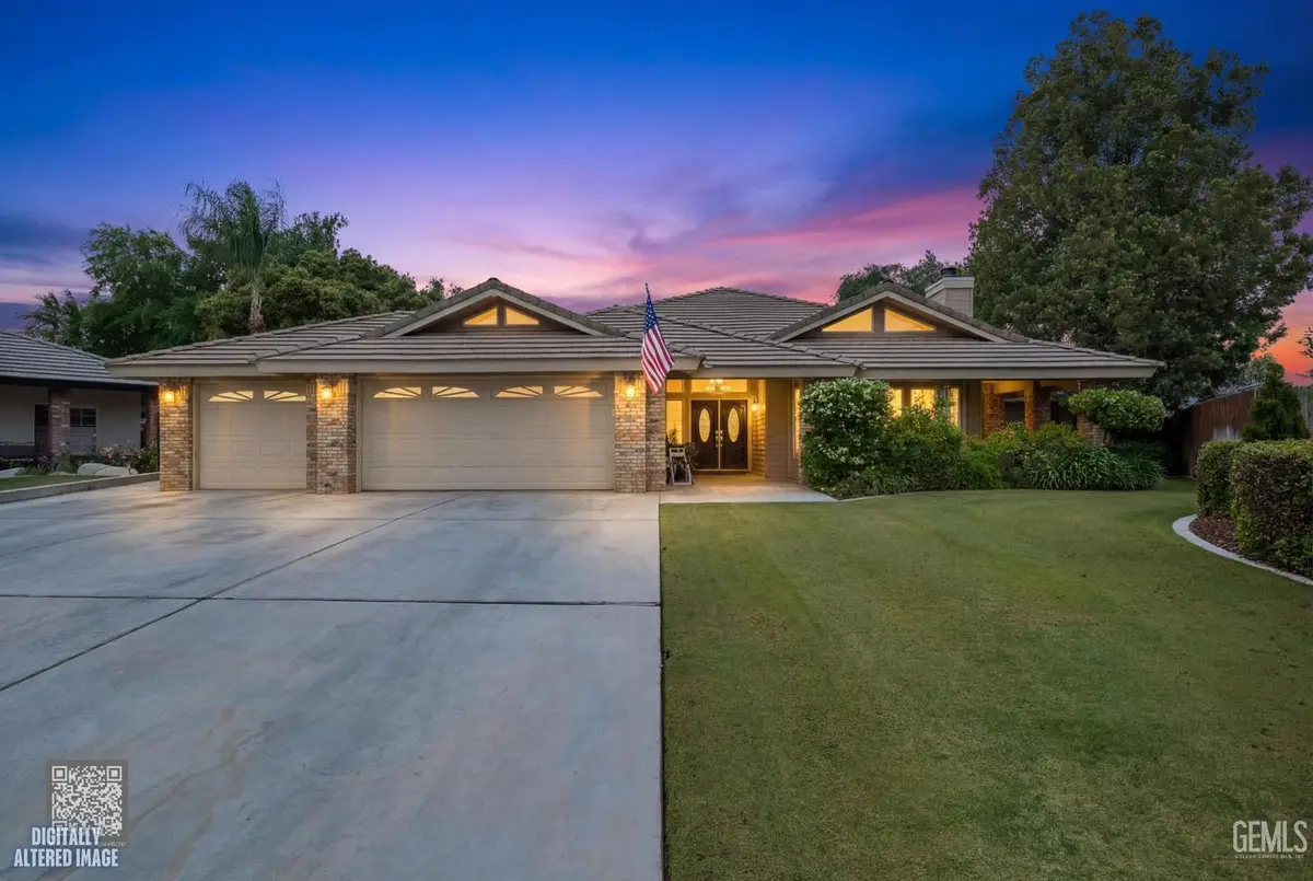 11208 CANDLELIGHT COURT, Bakersfield, CA 93312 - #1