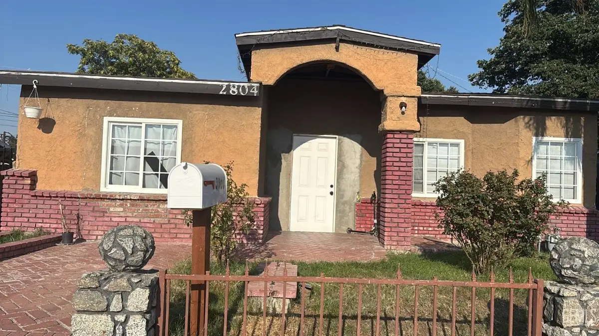2804 Q STREET, Bakersfield, CA 93301 - #1
