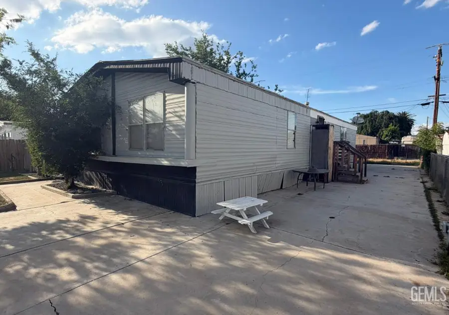 2512 FAIRVIEW ROAD, Bakersfield, CA 93304 - #2