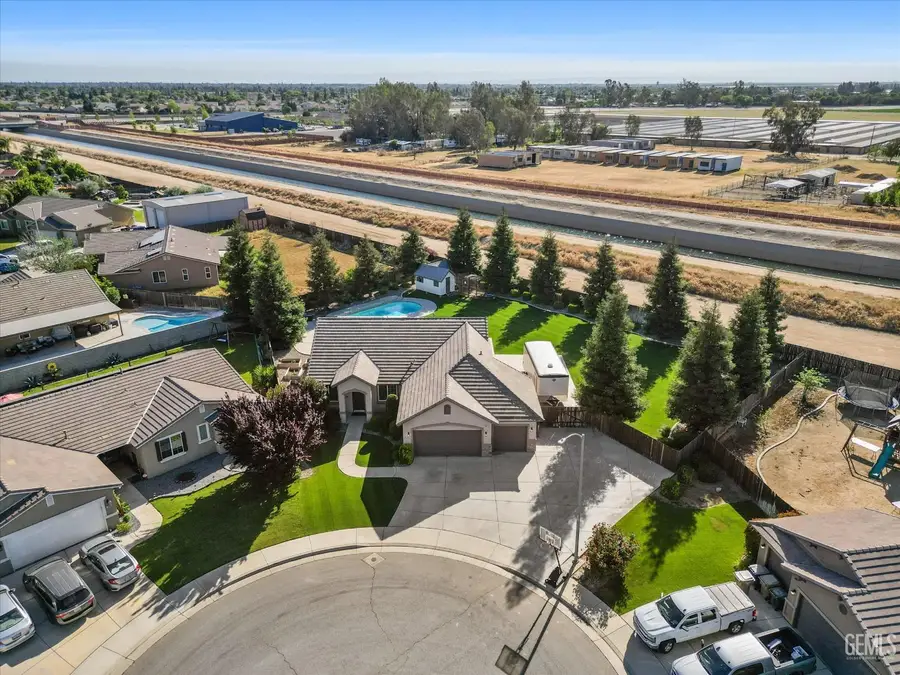 10613 COULTHARD DRIVE, Bakersfield, CA 93314 - #2