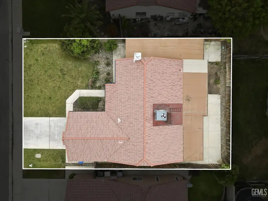 705 HARVEST CREEK ROAD, Bakersfield, CA 93312 - #3