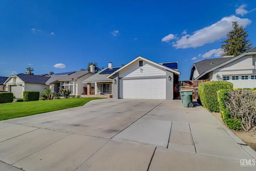 6412 QUAKING ASPEN STREET, Bakersfield, CA 93313 - #3