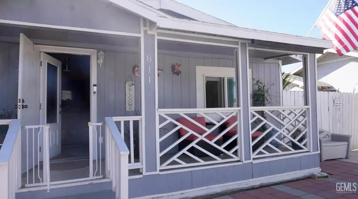 811 V STREET, Bakersfield, CA 93304 - #1