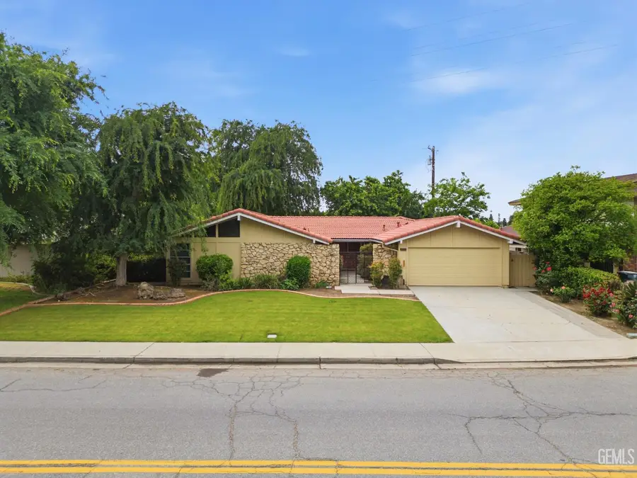 2813 ELM STREET, Bakersfield, CA 93301 - #3