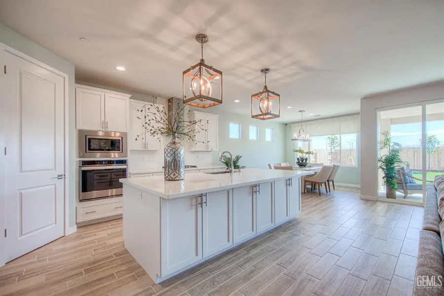 11014 ALCAZAR AVENUE, Bakersfield, CA 93311 - #3