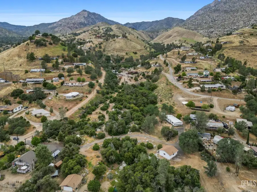 196 ADAMS ROAD, Wofford Heights, CA 93285 - #2