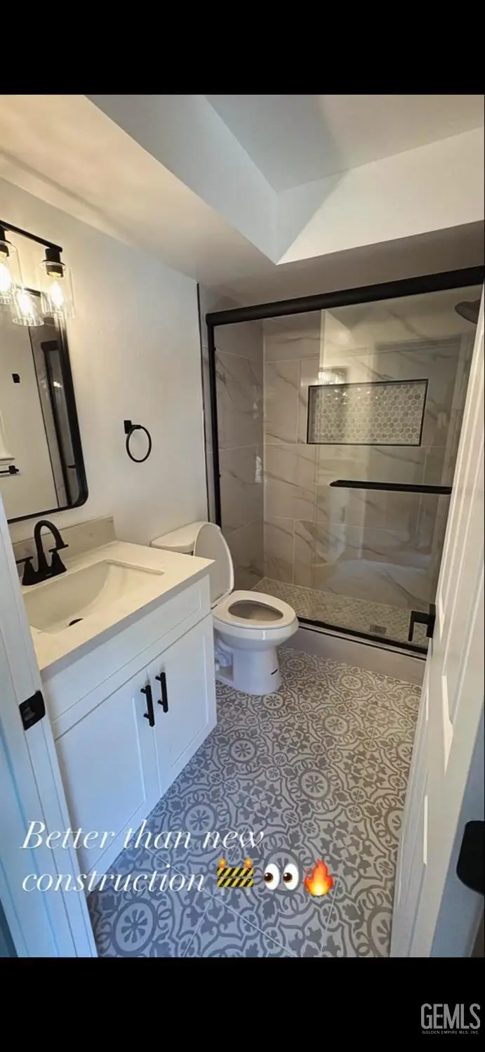 1001 GIUSEPPE COURT, Bakersfield, CA 93307 - #3