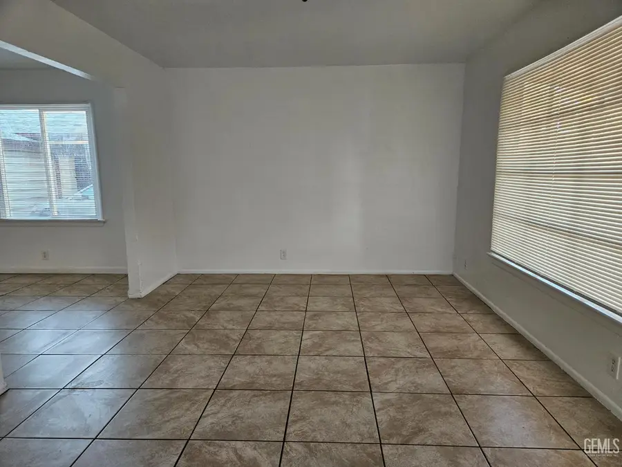 144 RODRIGUEZ AVENUE, Shafter, CA 93263 - #2