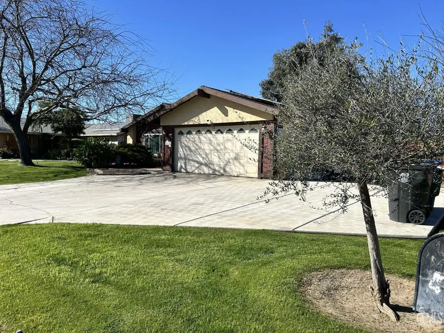 4112 TYNDALL AVENUE, Bakersfield, CA 93313 - #3