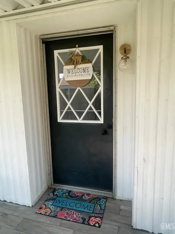 1501 CALCUTTA #05, Bakersfield, CA 93307