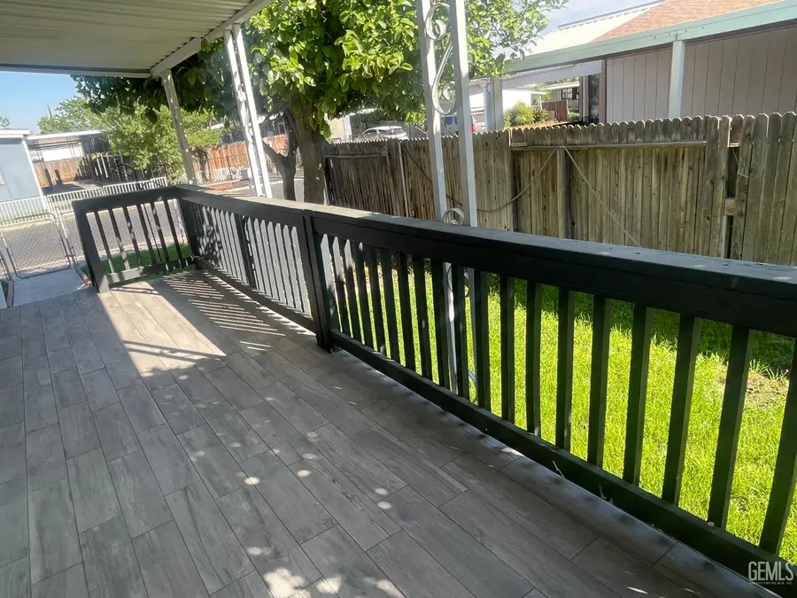 1501 CALCUTTA #05, Bakersfield, CA 93307 - #3