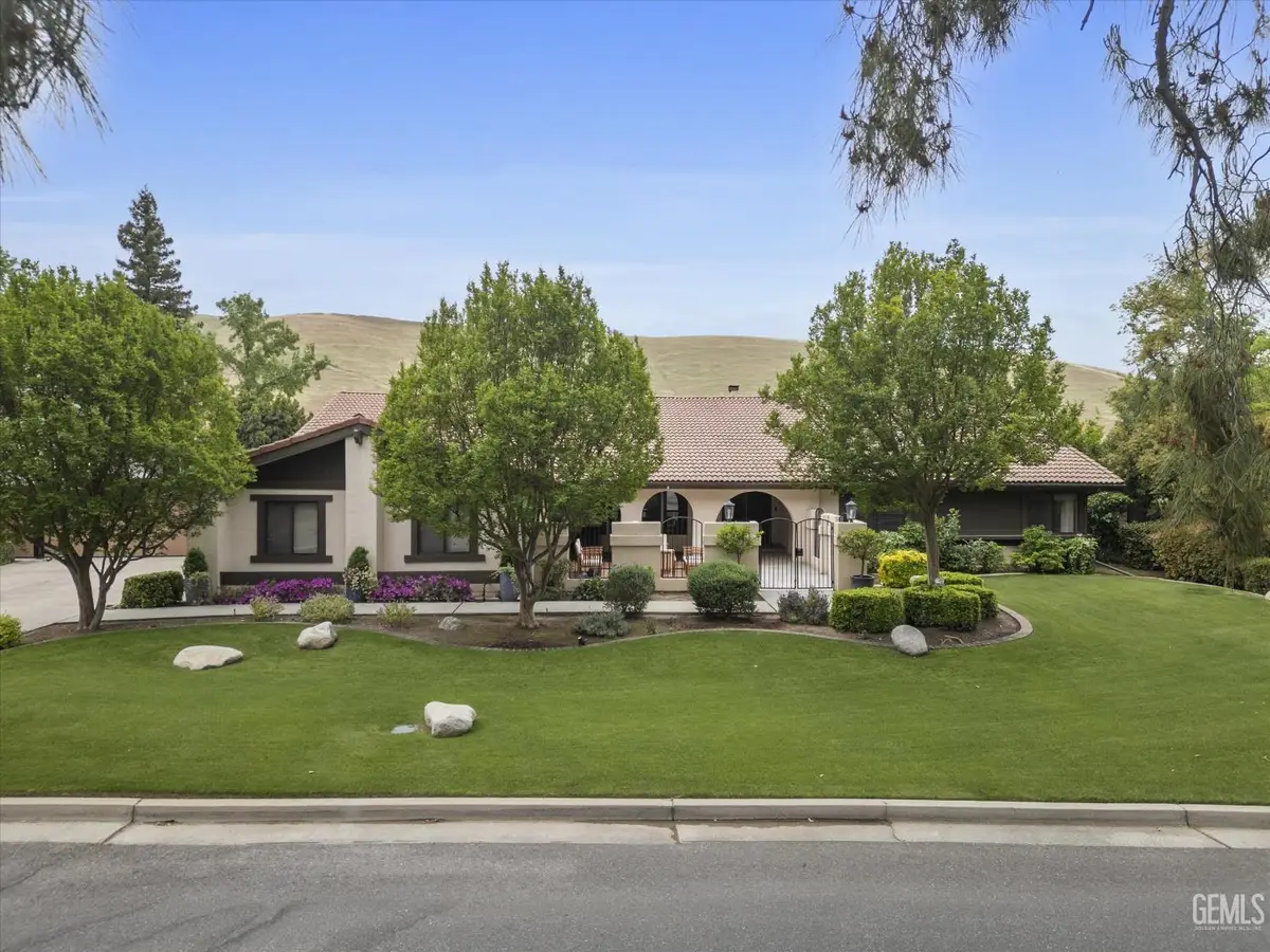 12151 CATTLE KING DRIVE, Bakersfield, CA 93306 - #1