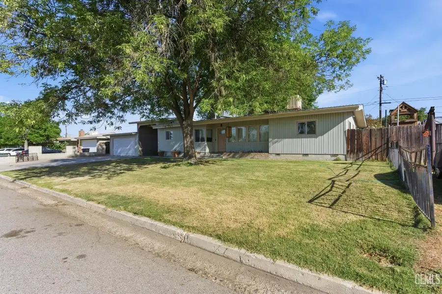 8608 PONDEROSA AVENUE, Bakersfield, CA 93306 - #3