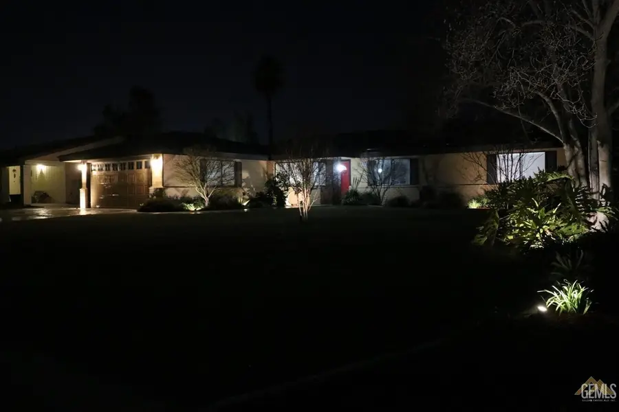 1913 KATHRYN COURT, Bakersfield, CA 93312 - #2