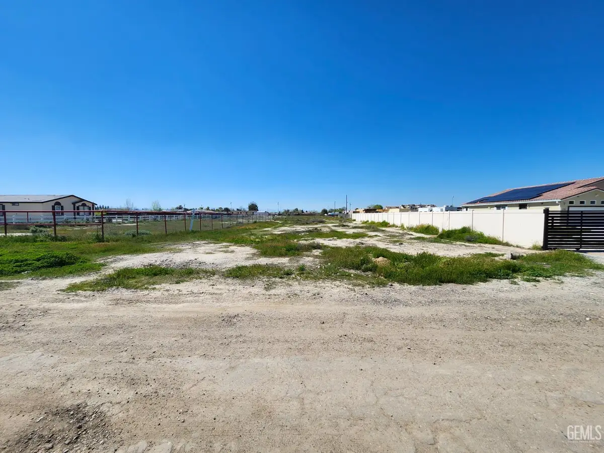 4939 NOBLE STREET, Bakersfield, CA 93314 - #1