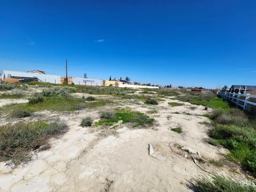 4939 NOBLE STREET, Bakersfield, CA 93314 - #2