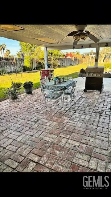 8804 GLENDA STREET, Bakersfield, CA 93307 - #2