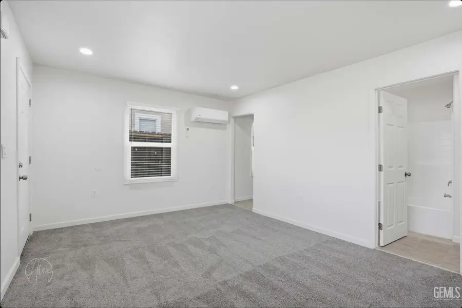 407 WASINGTON AVENUE, Bakersfield, CA 93308 - #3