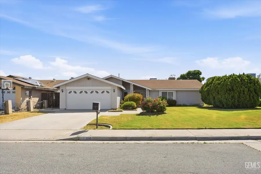 6200 SUMMERFIELD DRIVE, Bakersfield, CA 93313 - #2