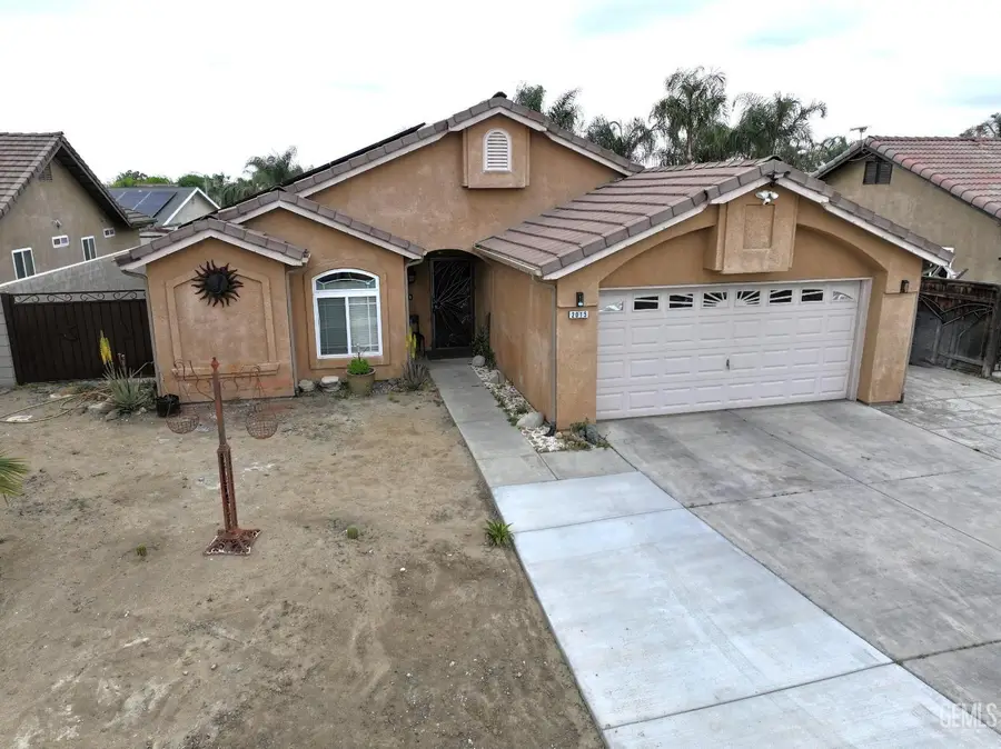 2015 ROMOLO STREET, Delano, CA 93215 - #3