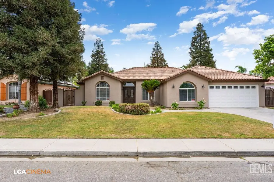 10723 IRON CREEK AVENUE, Bakersfield, CA 93312 - #2