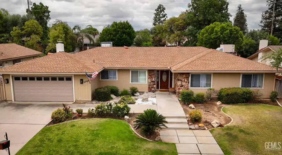 3707 PANORAMA DRIVE, Bakersfield, CA 93306 - #2