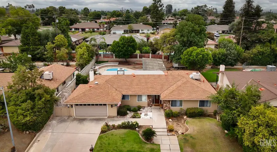3707 PANORAMA DRIVE, Bakersfield, CA 93306 - #3