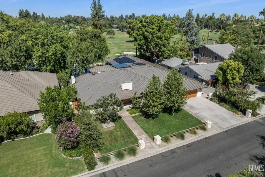 1217 TAM O SHANTER DRIVE, Bakersfield, CA 93309 - #2