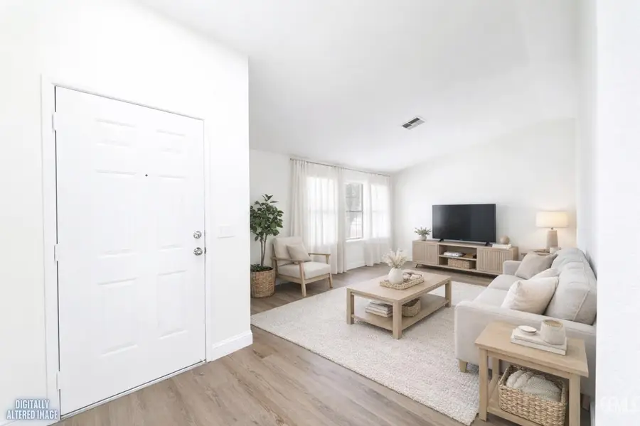 3504 CHARLOTTE STREET, Bakersfield, CA 93313 - #3