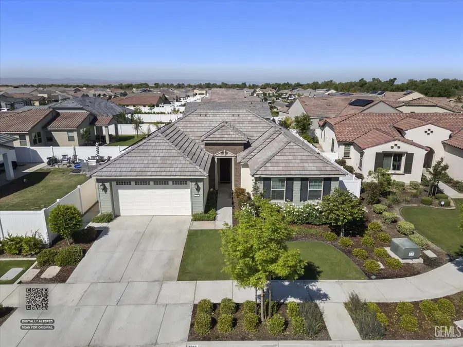 1715 BIXSHIRE DRIVE, Bakersfield, CA 93311 - #3
