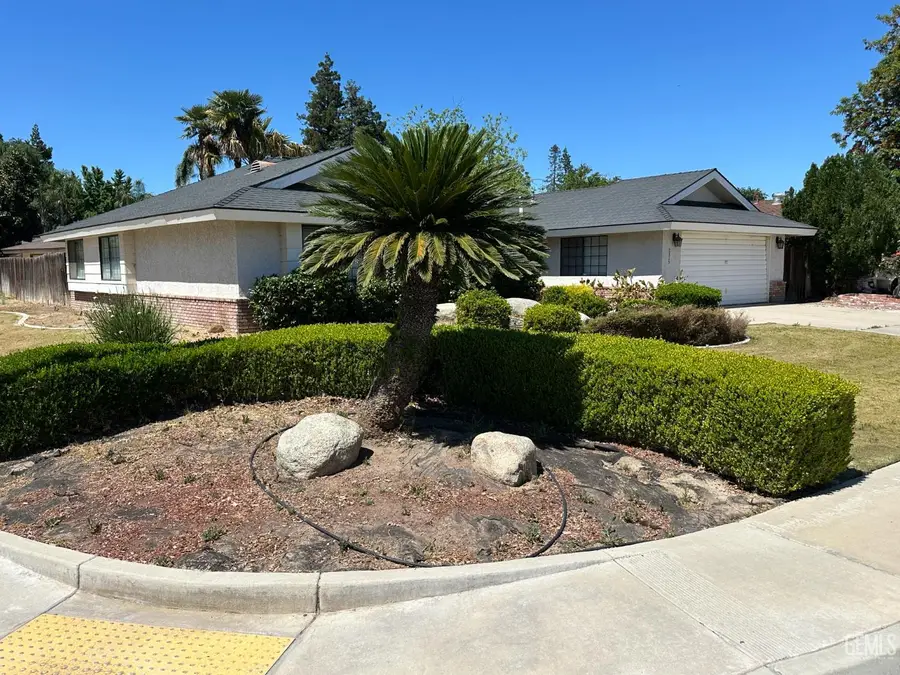 2825 KOOTENAY COURT, Bakersfield, CA 93309 - #2