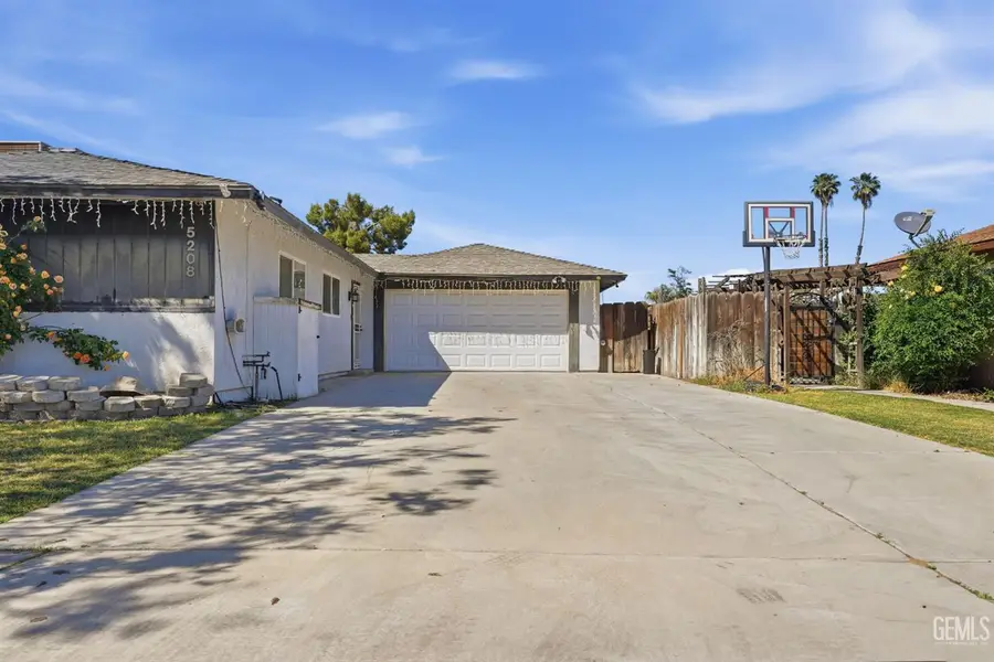 5208 THYME LANE, Bakersfield, CA 93309 - #2