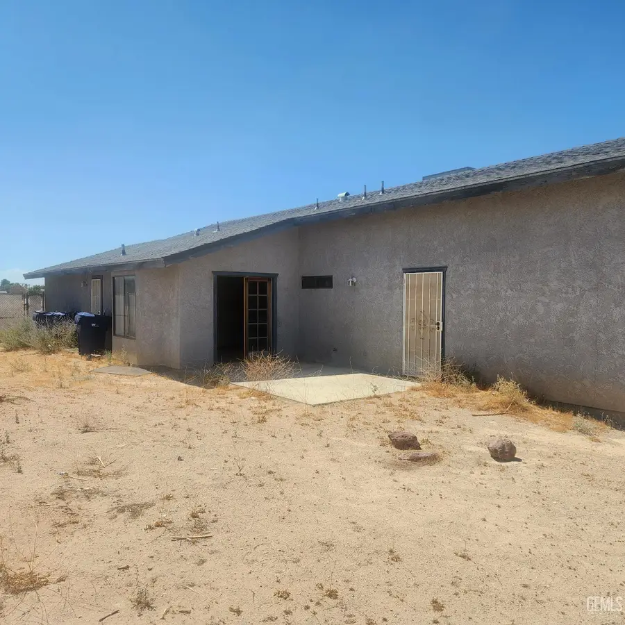 10611 GARIBALDI DRIVE, California City, CA 93505 - #2