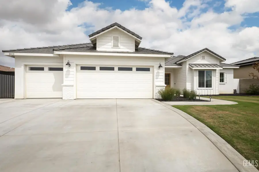 8810 CASELLA, Bakersfield, CA 93314 - #2